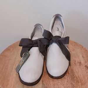 NWT Caterpillar Kay Leather Maryjane Oxfords